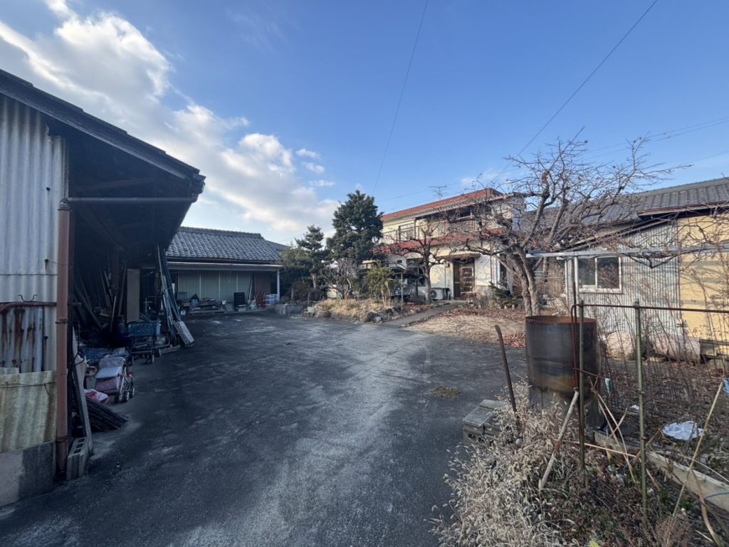 木造瓦葺平屋建住宅他2棟及びRC造2階建住宅解体工事・北名古屋市地内