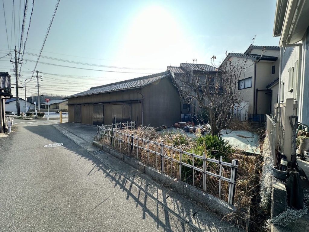 木造瓦葺平屋建倉庫解体工事・常滑市地内