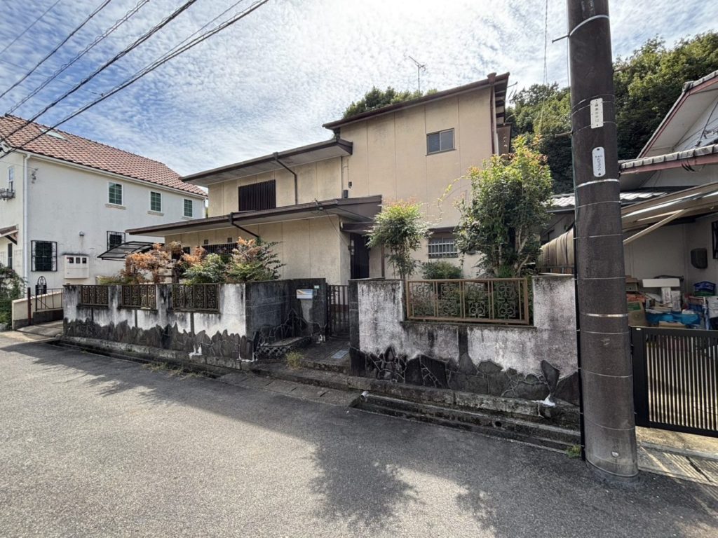 木造カラーベスト葺2階建住宅解体工事・日進市地内